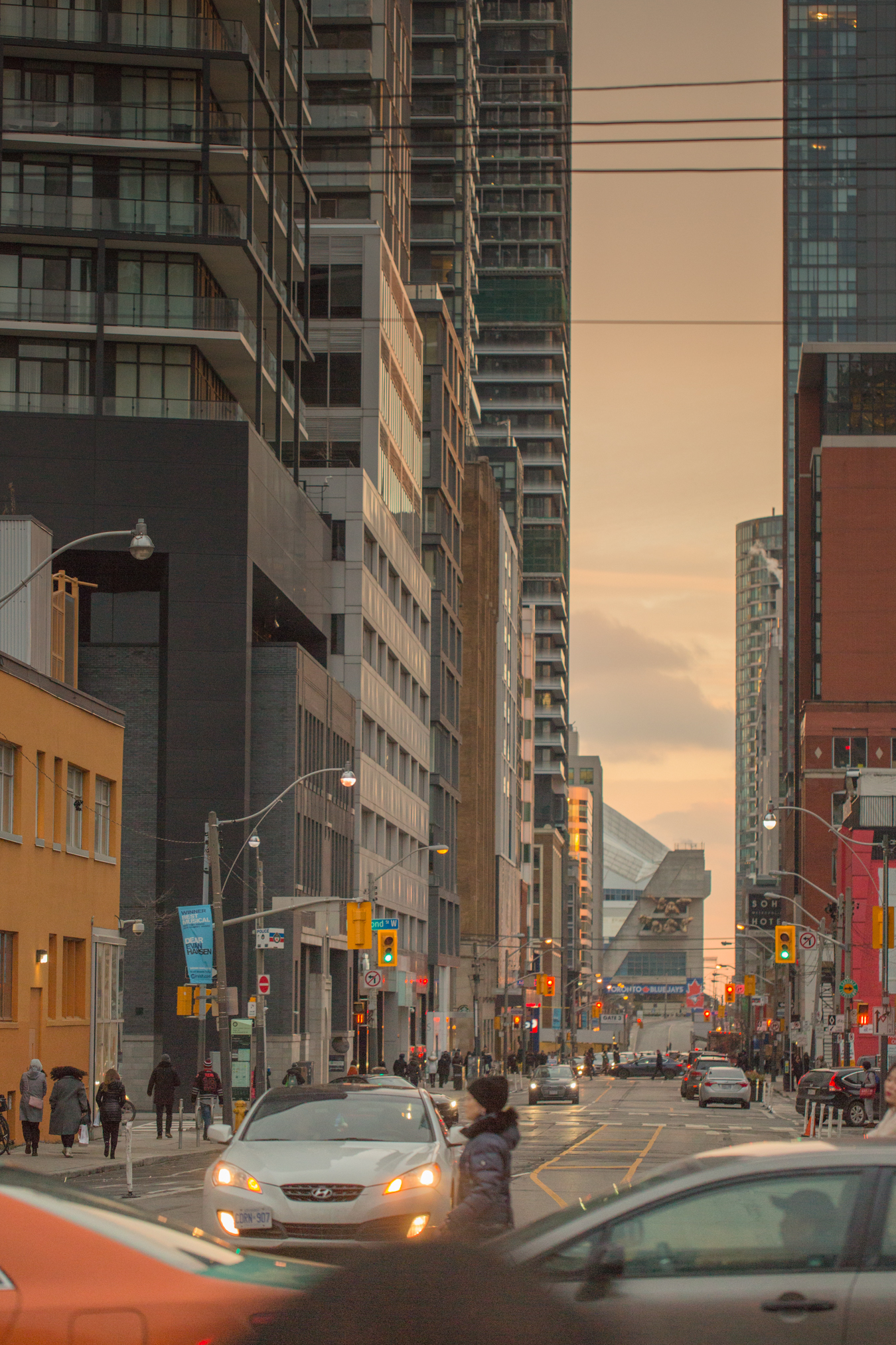 Sun set - Peter Street - Toronto, Ontario